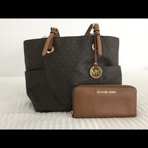 Michael Kors with wallet